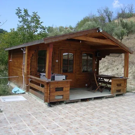 بيت للعطل Olive Grove Farm