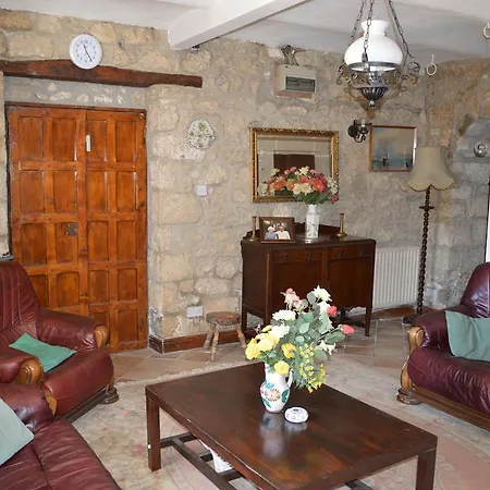 Olive Grove Farm بيت للعطل